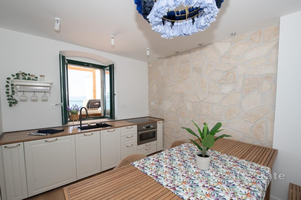 Piękny dom w stylu dalmatyńskim w wyjątkowej lokalizacji