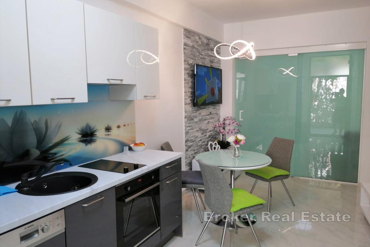 Casa bifamiliare in prima fila sul mare