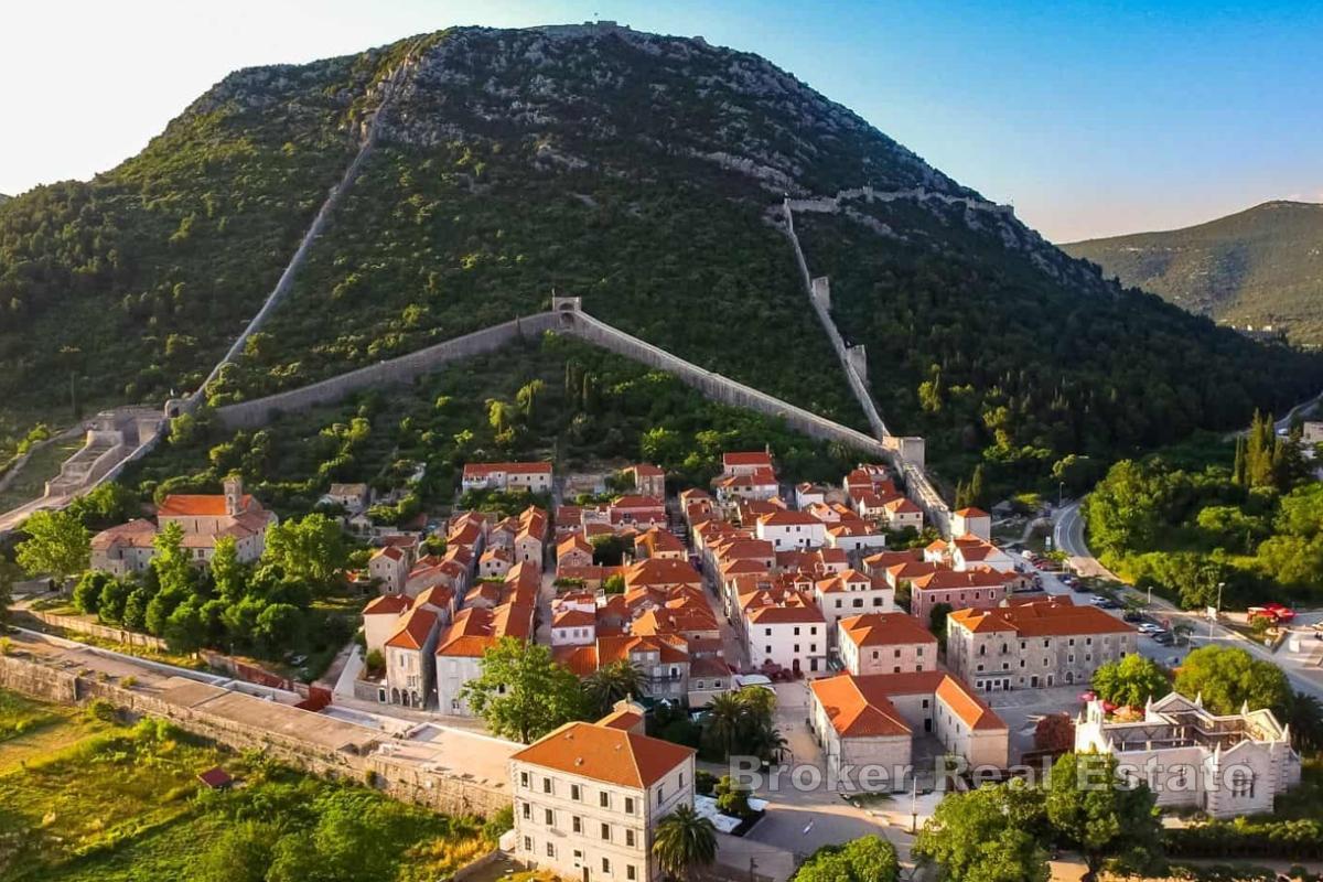 Großzügiges Grundstück in außergewöhnlicher Lage