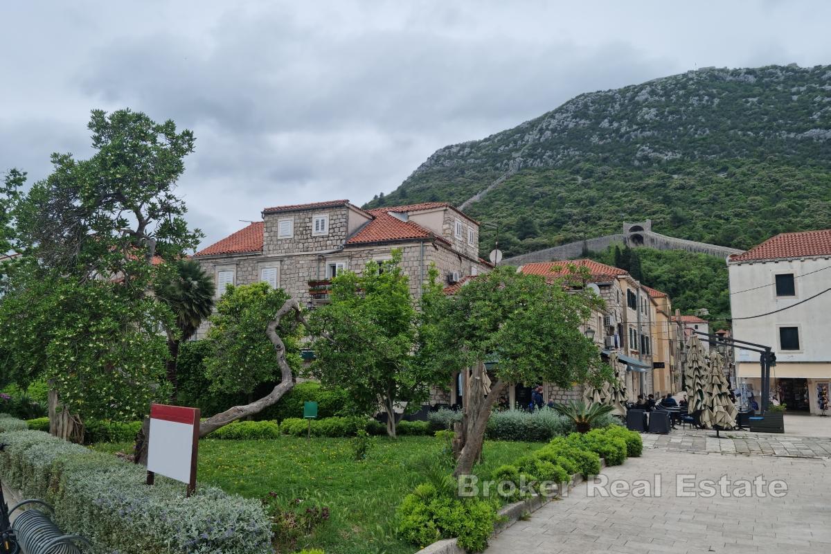 Großzügiges Grundstück in außergewöhnlicher Lage