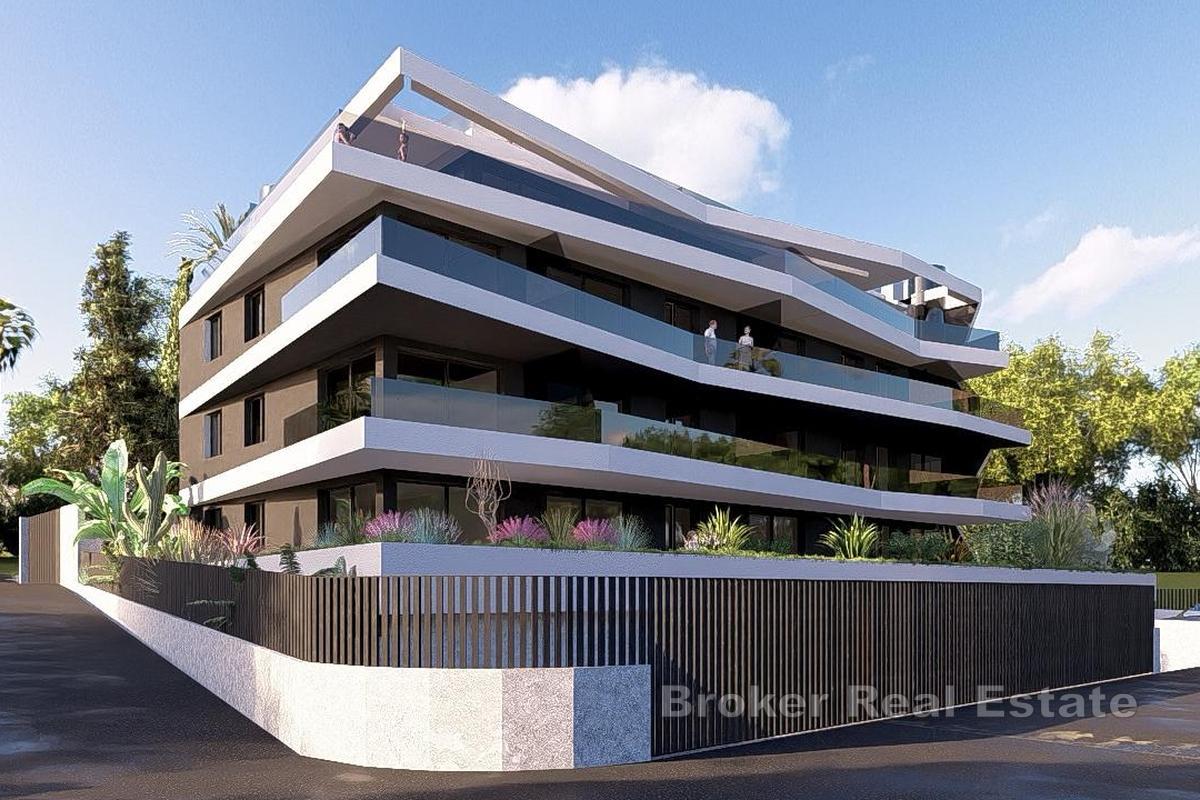 Moderan stan s pogledom na more