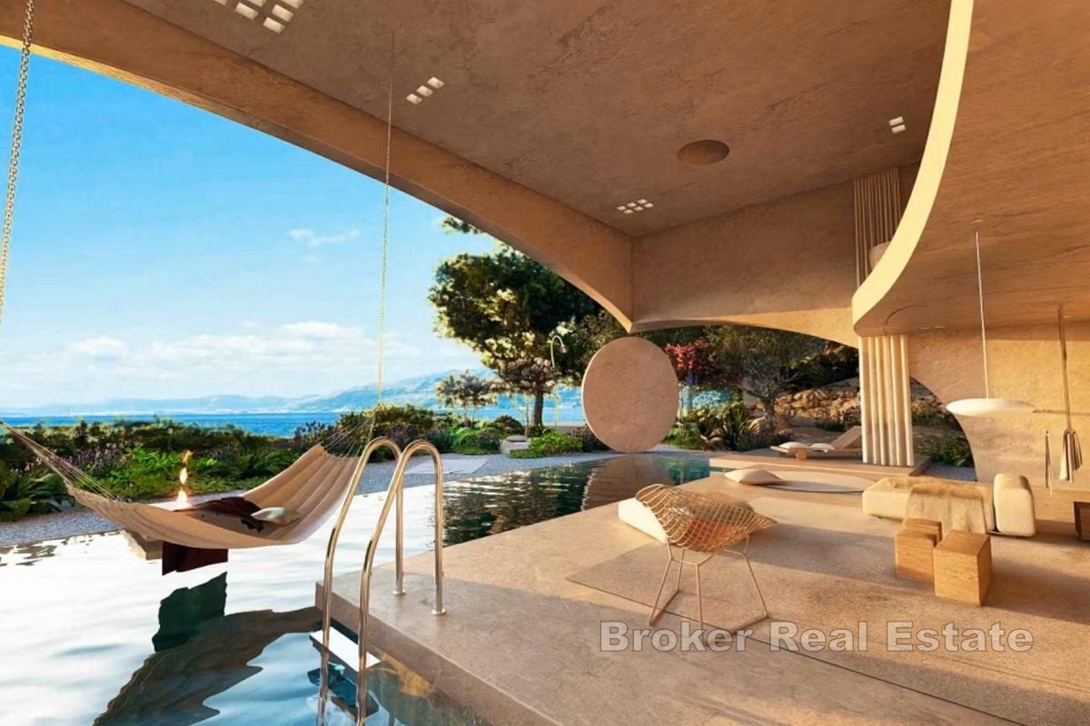 Stavebný pozemok s moderným projektom vily na jedinečnom pobrežnom mieste