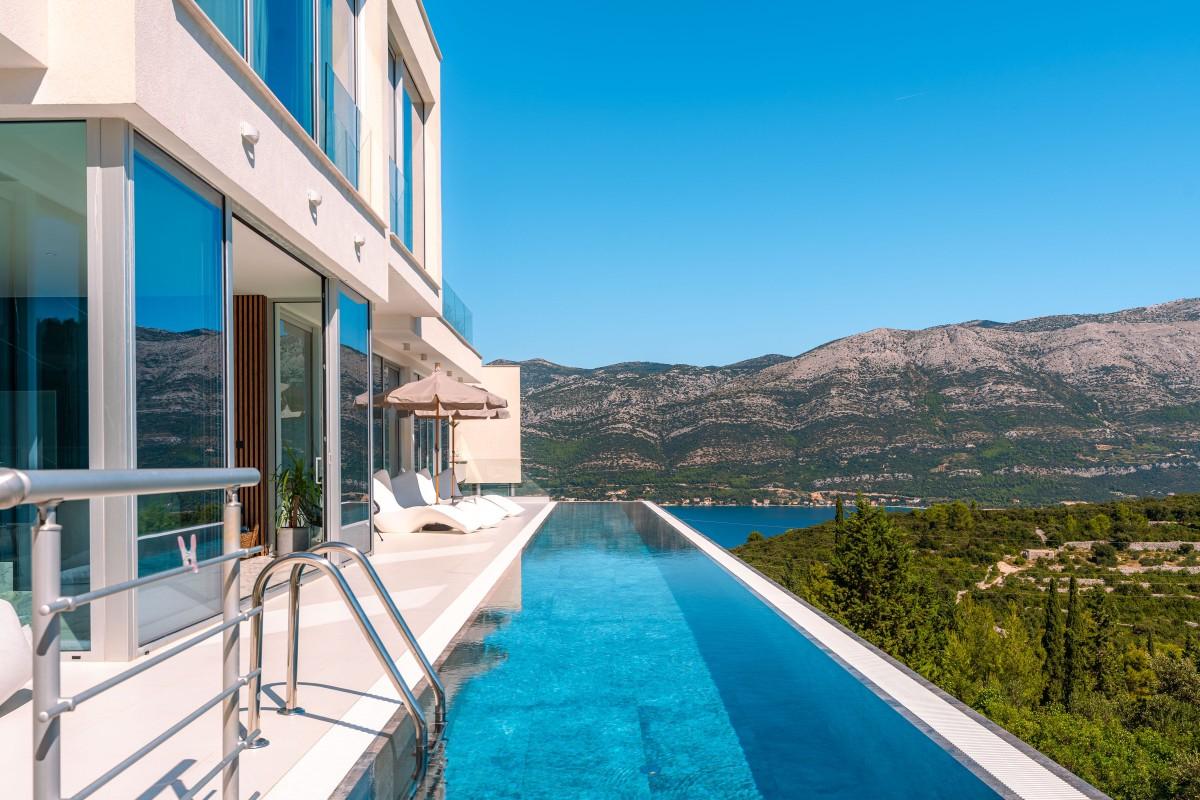 001-5468-30-Korcula-Luxury-villa-with-infinity-pool-and-open-views-for-sale