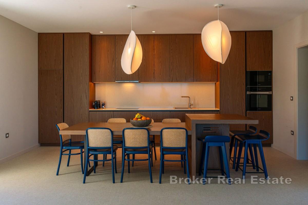 Luksusowa, nowoczesna willa z basenem bez krawędzi