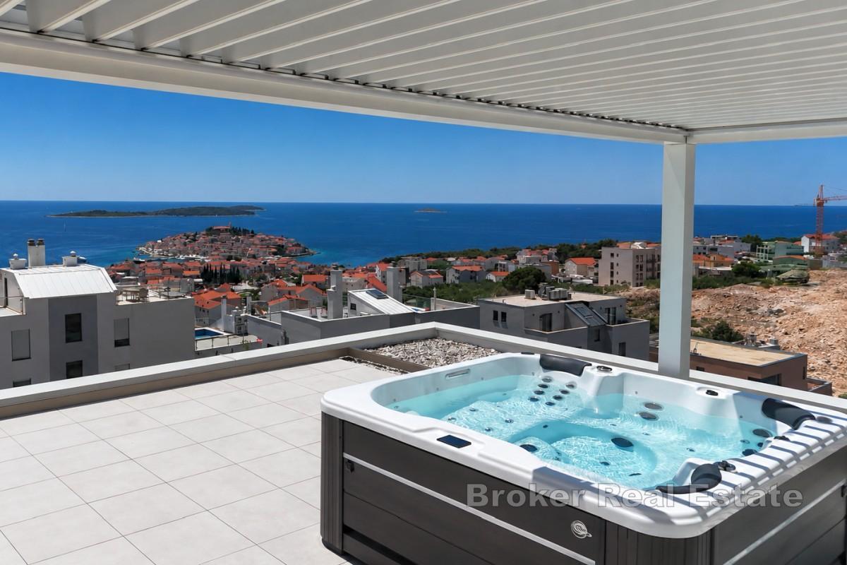 Penthouse w nowym budynku z widokiem na morze