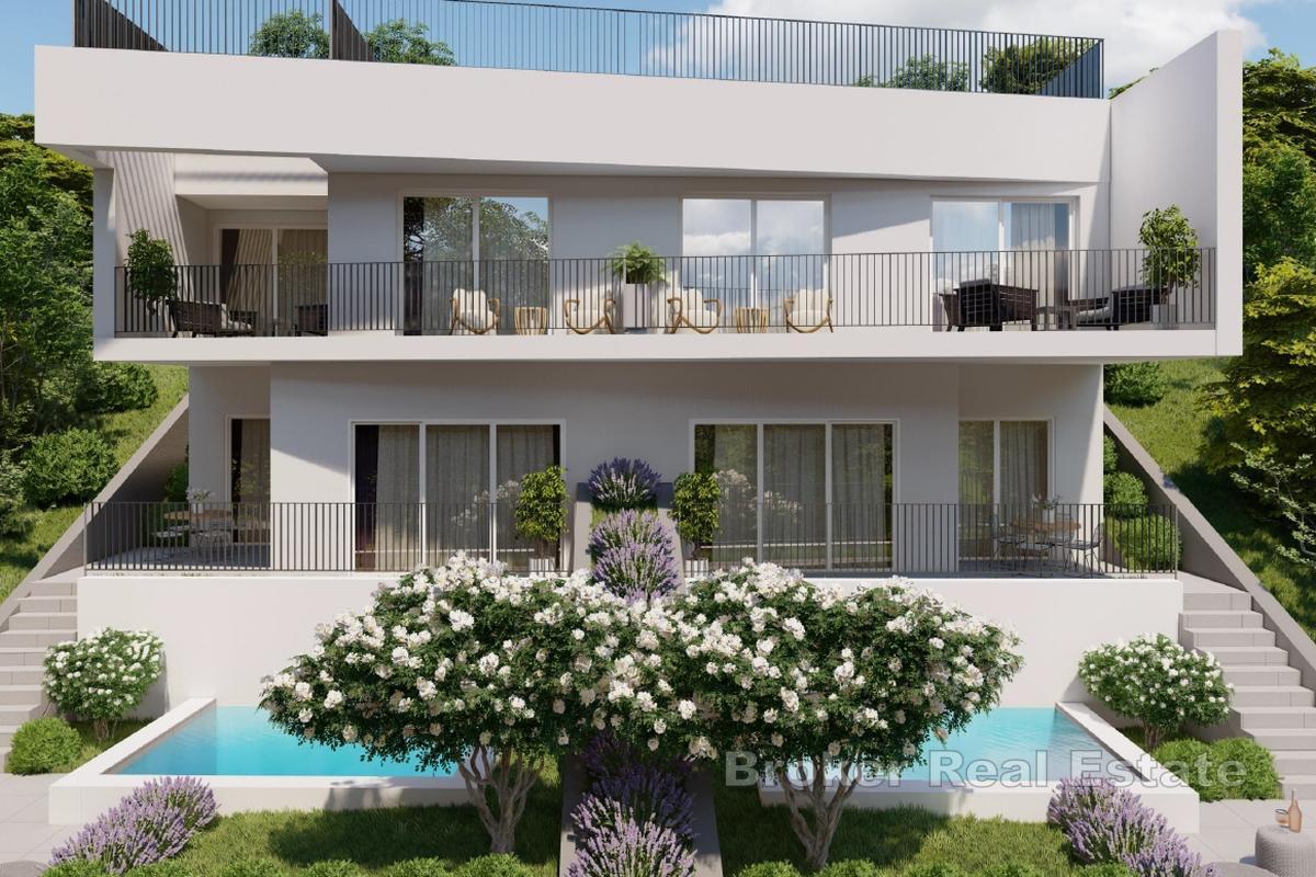 Apartament dwupoziomowy w nowym budynku z widokiem na morze