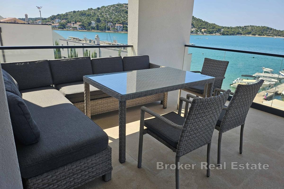 Trzypokojowy apartament z otwartym widokiem na morze