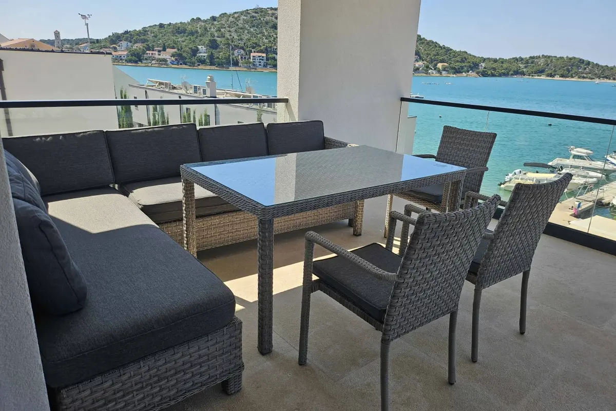 001-5479-30-Murter-Three-bedroom-apartment-with-a-sea-view-sale