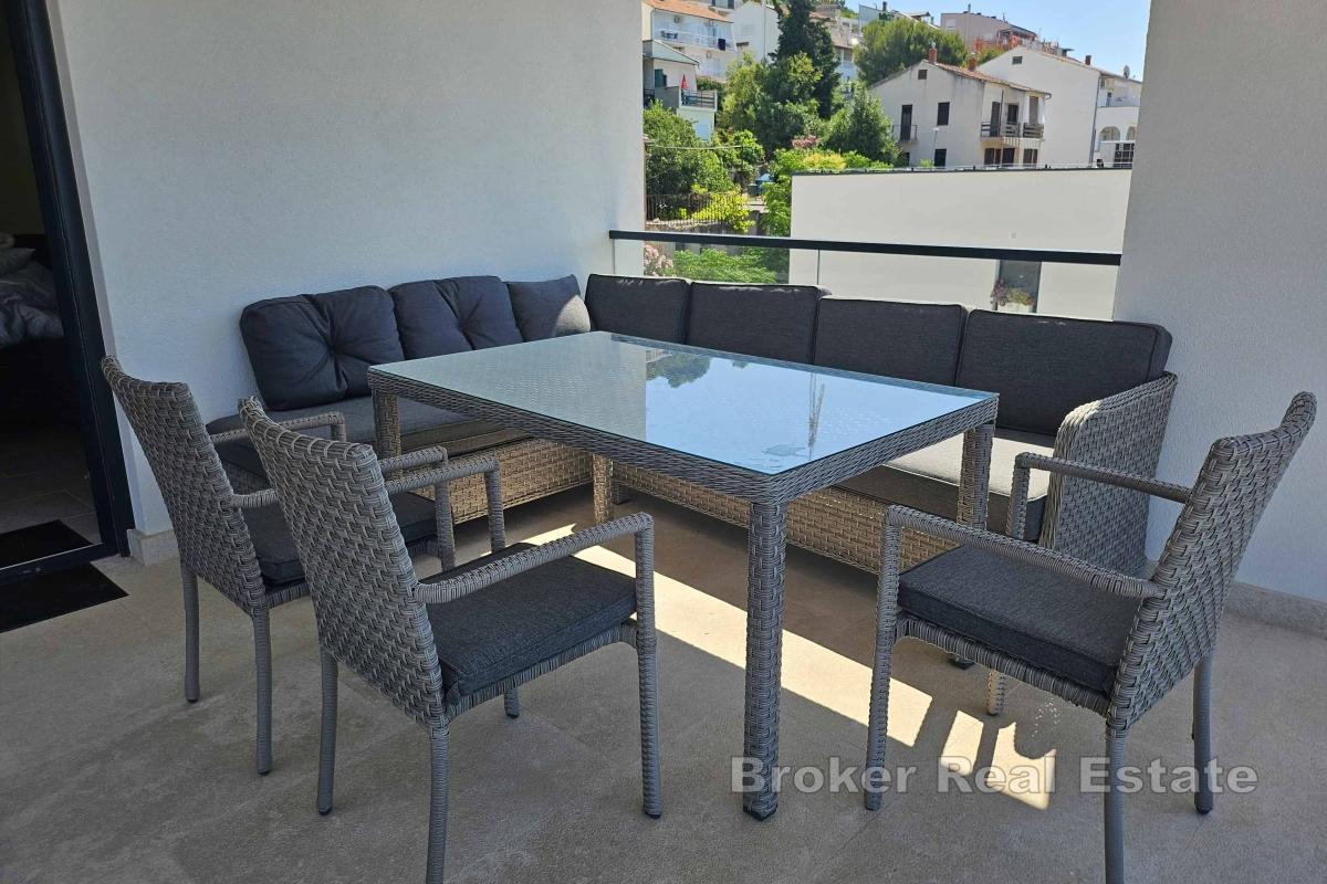 Trzypokojowy apartament z otwartym widokiem na morze