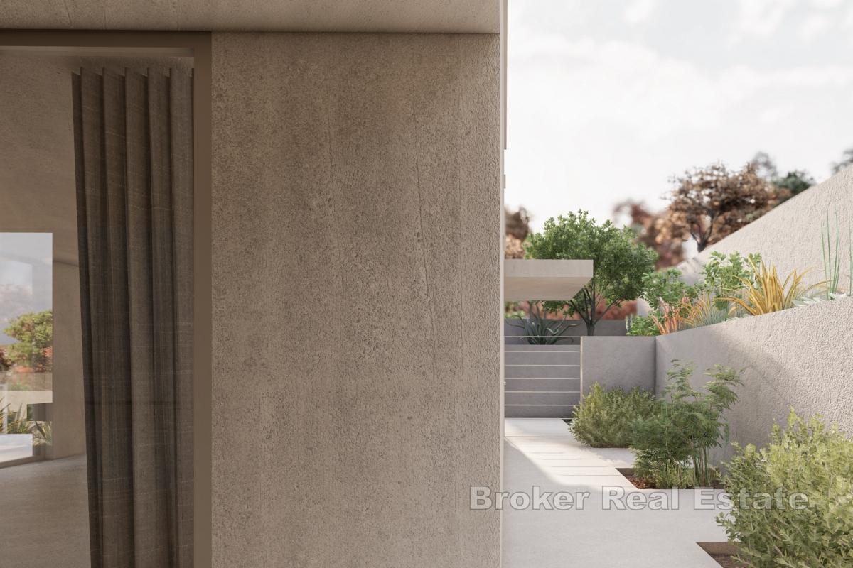 Земельный участок с разрешением на строительство