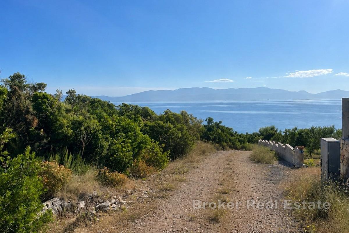 Terrain constructible en bord de mer