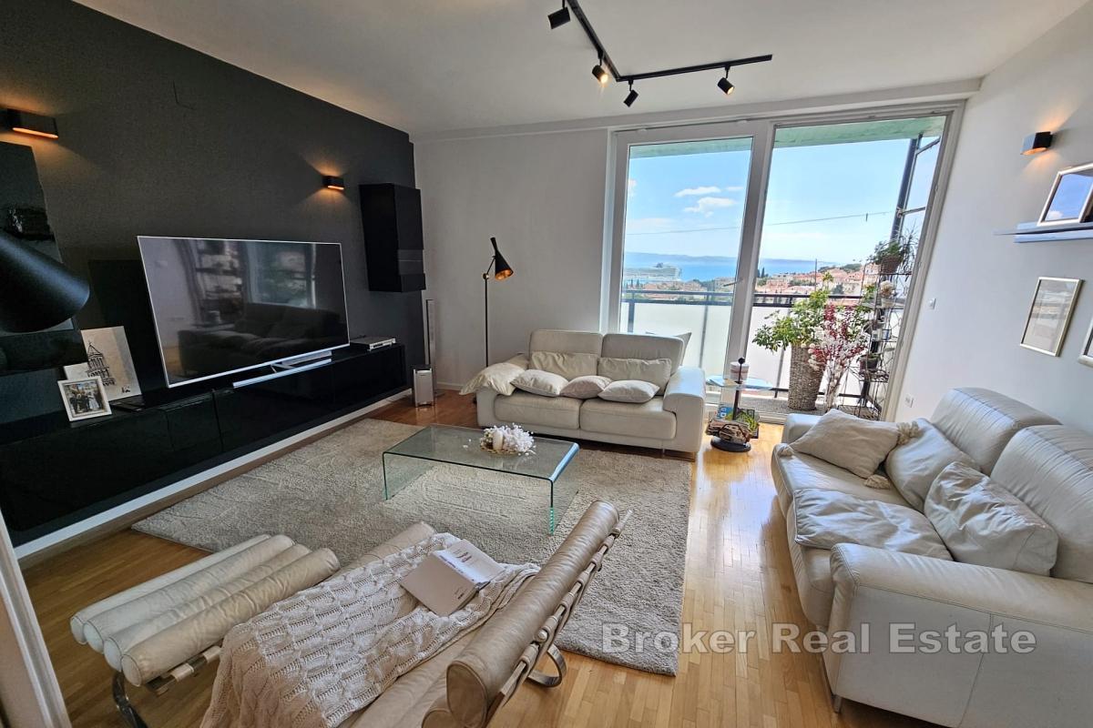Elegant eingerichtetes Apartment mit traumhaftem Meerblick
