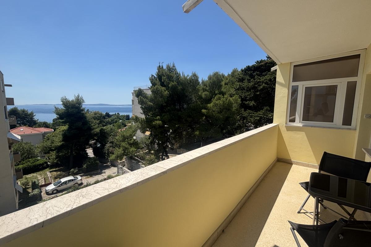 001-5522-30-Two-bedroom-apartment-with-a-sea-view-for-rent