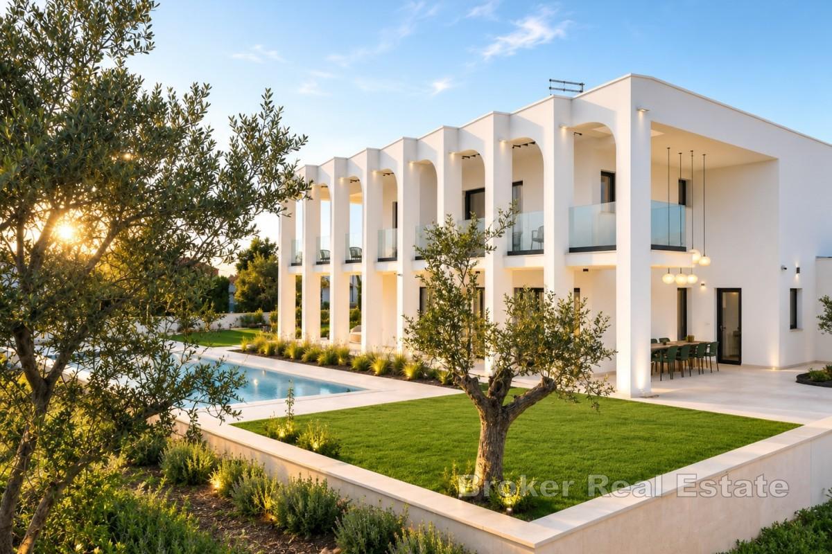 Villa moderna con piscina vicino a Umago