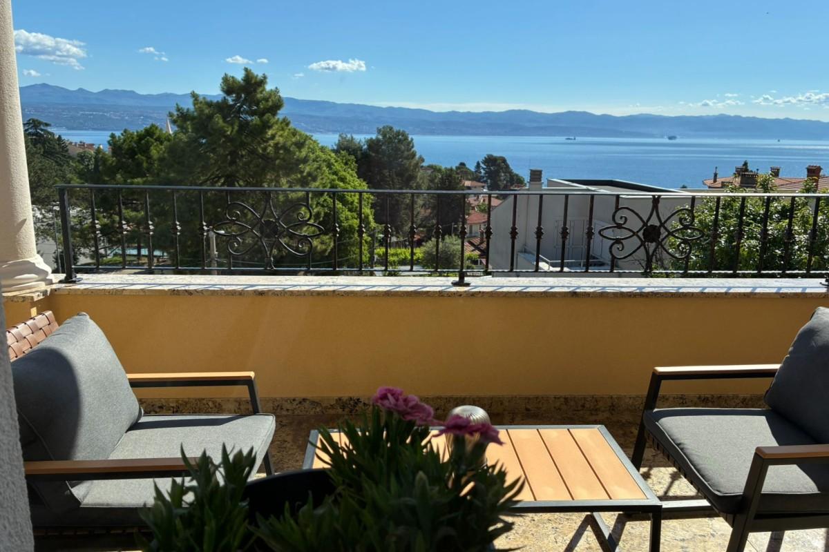 Appartement duplex exclusif avec vue mer