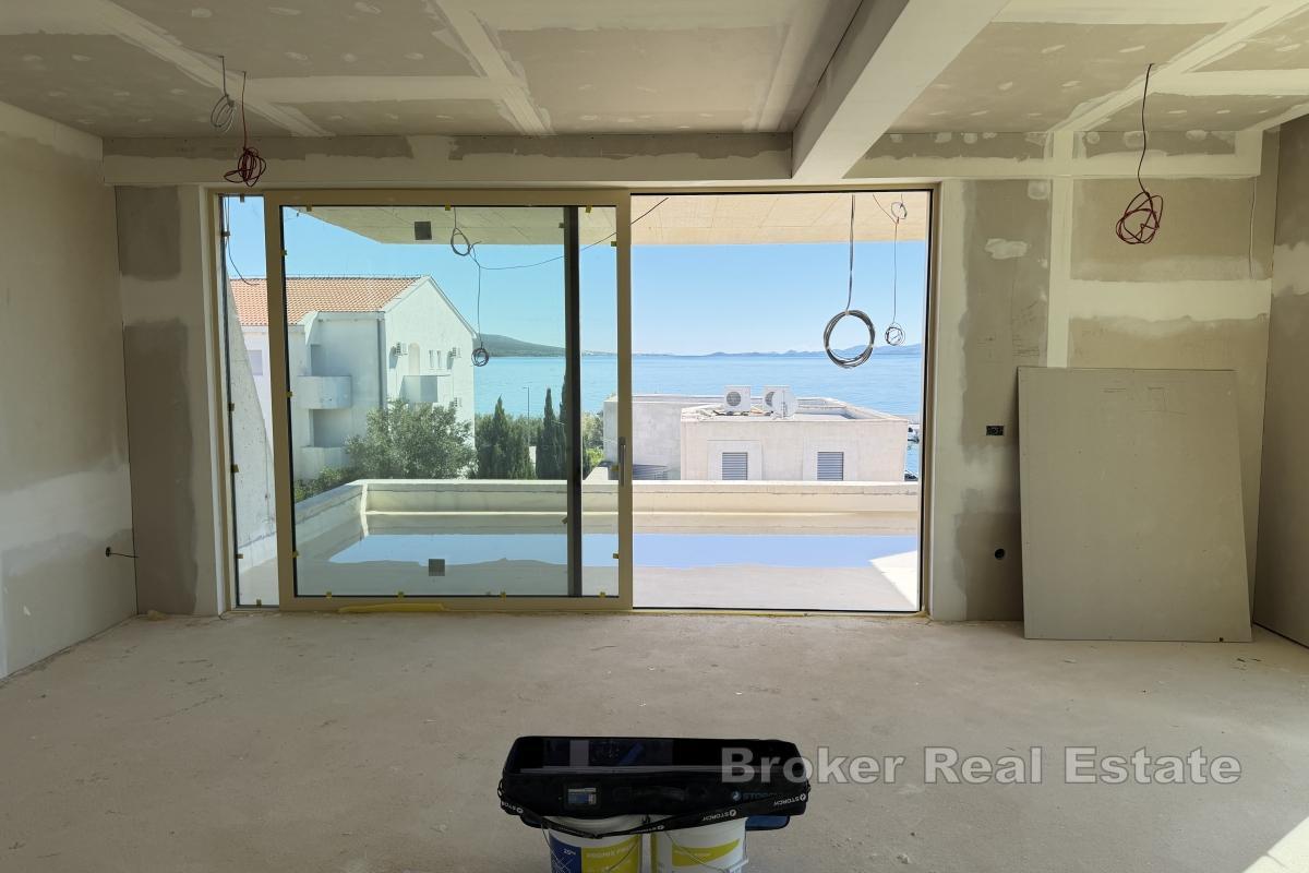 Exklusives Penthouse am Meer mit privater Dachterrasse