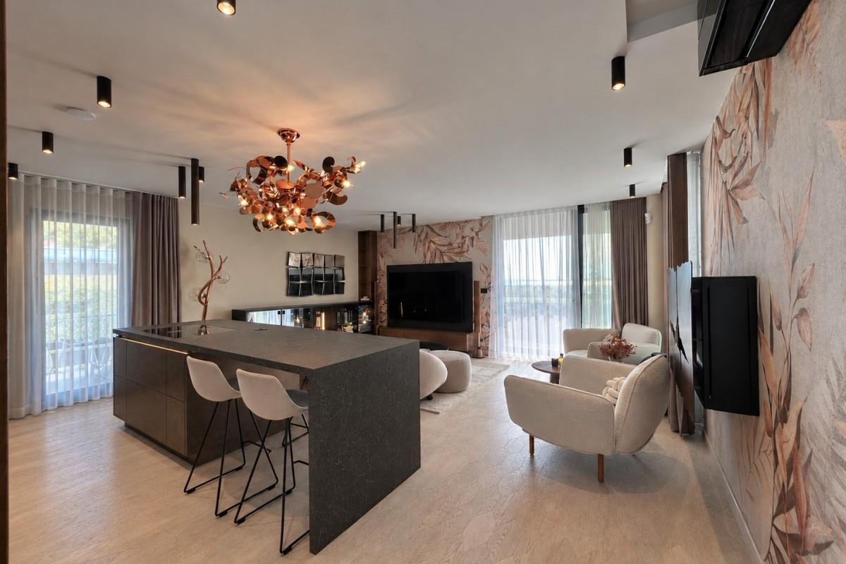 Eksklusiv eiendom på 144 m² - tre soverom, luksuriøs innredning og parkeringsplass
