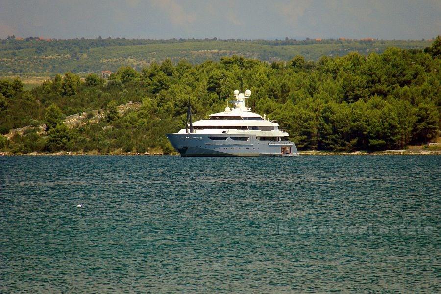Blízko Šibenik - zemědělská půda
