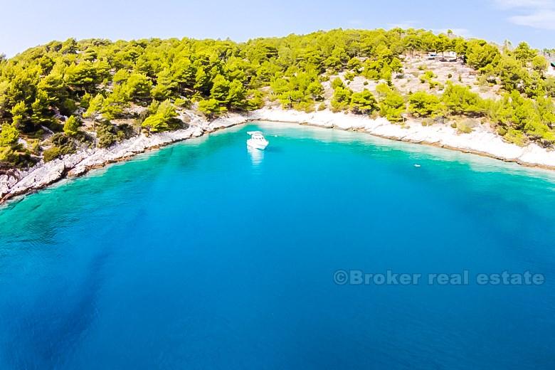 ön Brac, byggnad tomt på 3000 m2