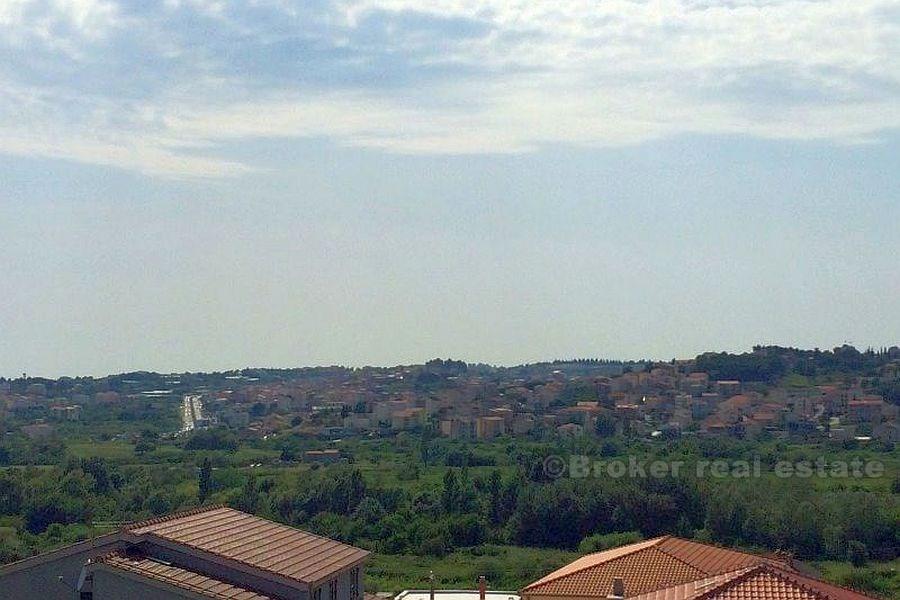 près de Split, terrains à bâtir