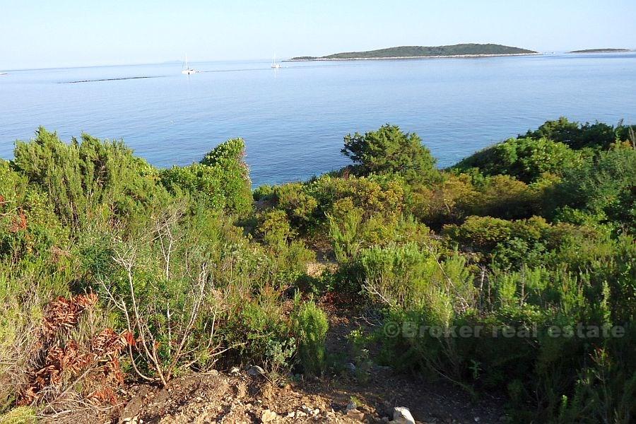 Insel Vis, Baugrundstück