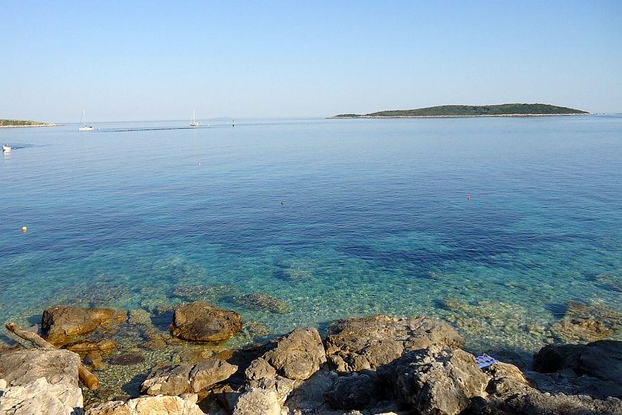 Insel Vis, Baugrundstück