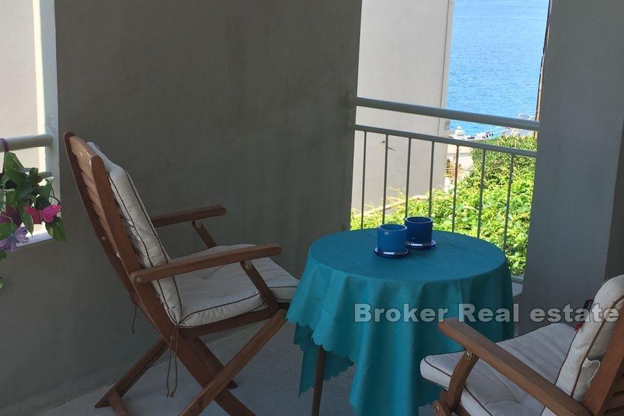 Makarska - Immeuble près de la mer