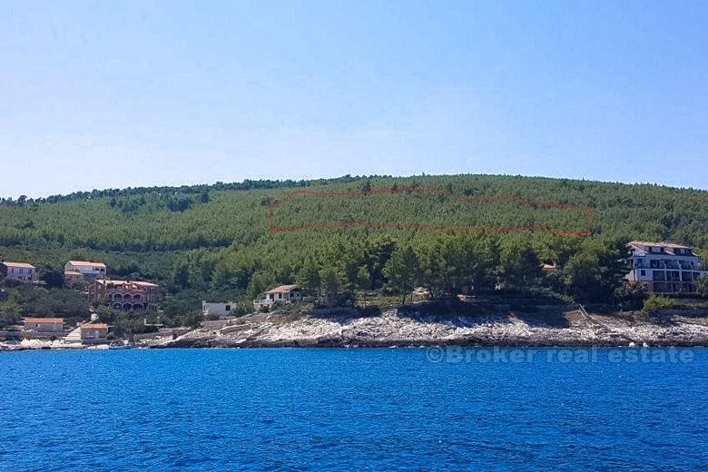Island of Korcula, large building land 150m from the sea