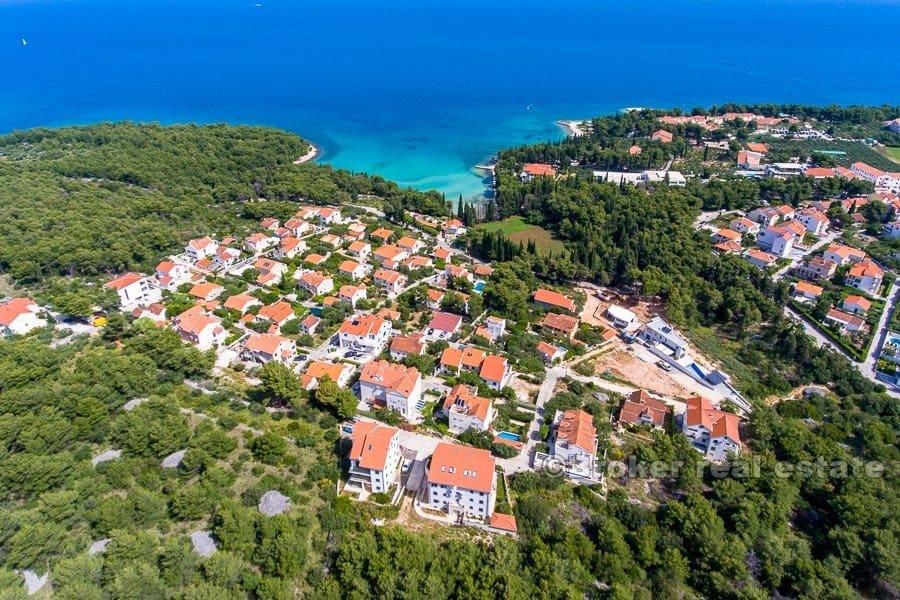 Ostrov Brač, atraktivní pozemek pro stavbu 4 vil