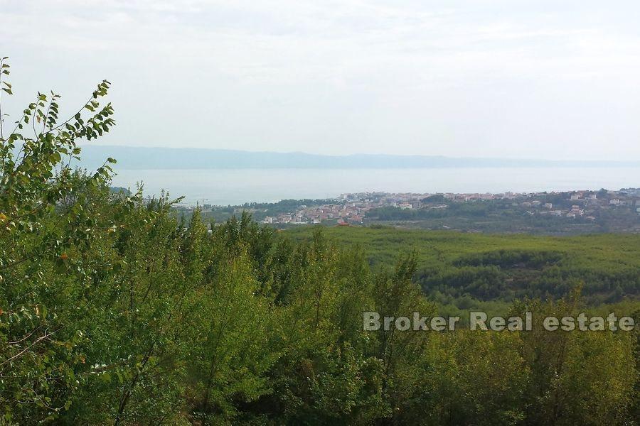 Near Split, Solin, building land with sea view