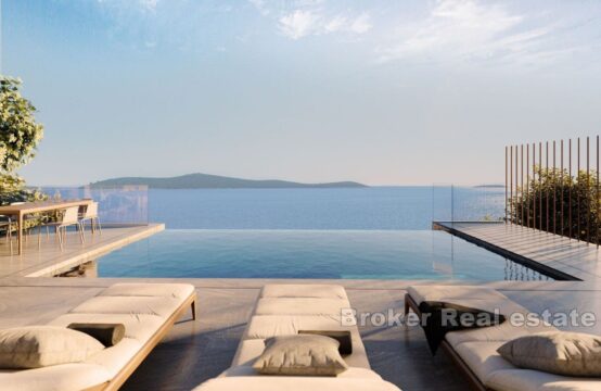 011-2022-400-rogoznica-attractive-villa-in-first-row-to-the-sea-for-sale